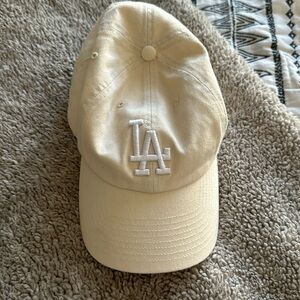 BRAND NEW LA cream hat!